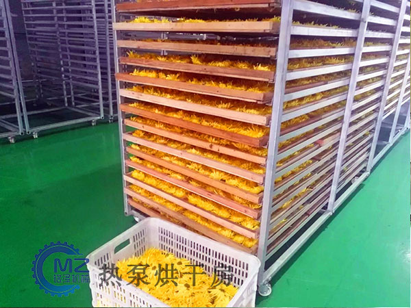 菊花烘干房客戶(hù)現(xiàn)場(chǎng)